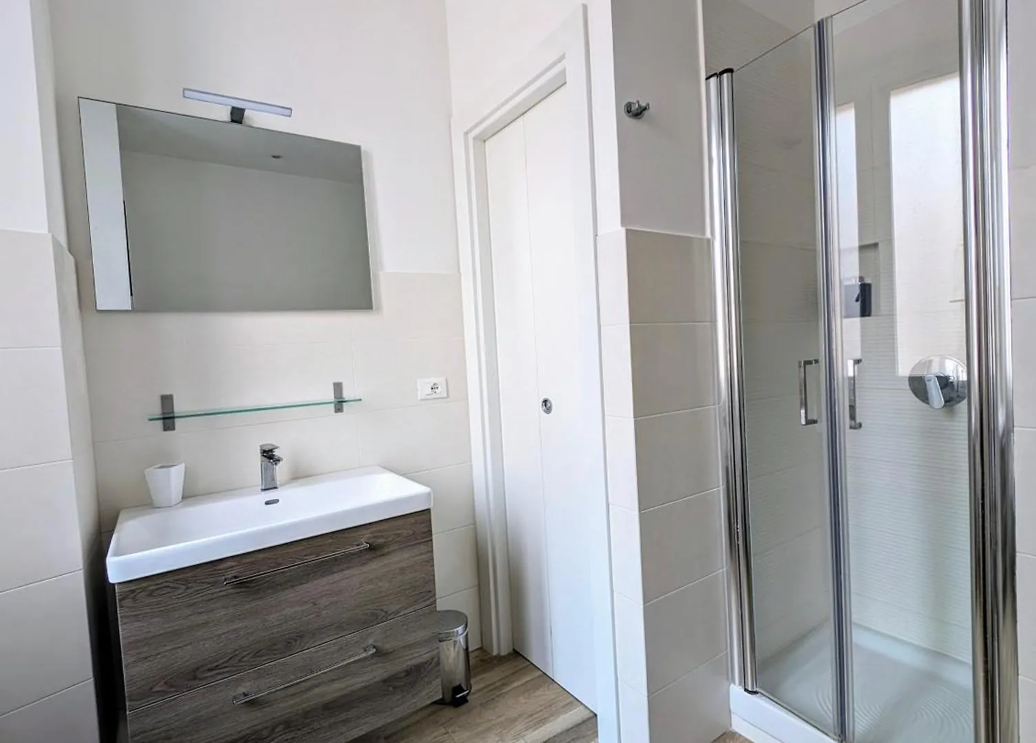 Luxury Gallery Suites Rome Apartment